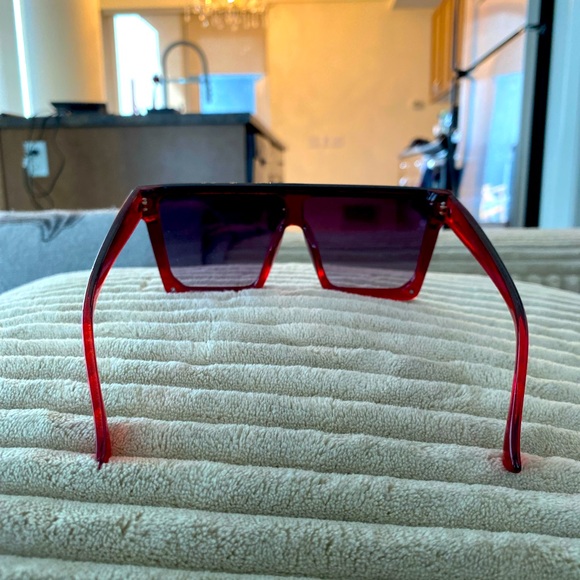 NYS New York red sunglasses - Picture 5 of 6